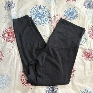 🏡NWOT maternity leggings, stretchy